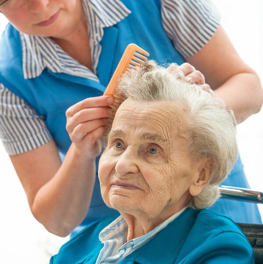 Home Care Westport CT - How Do Home Care Aides Help Your Elderly Mom?